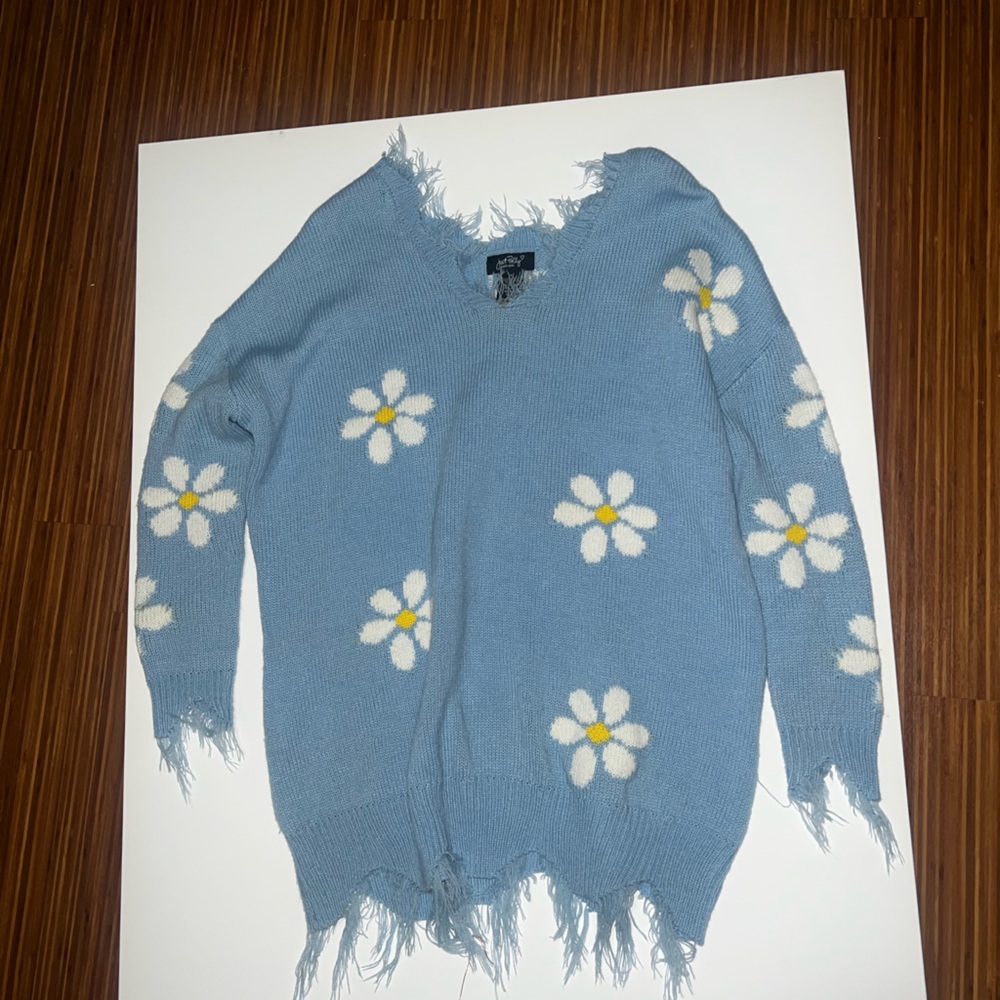 light blue sweater, comfortable, knitted